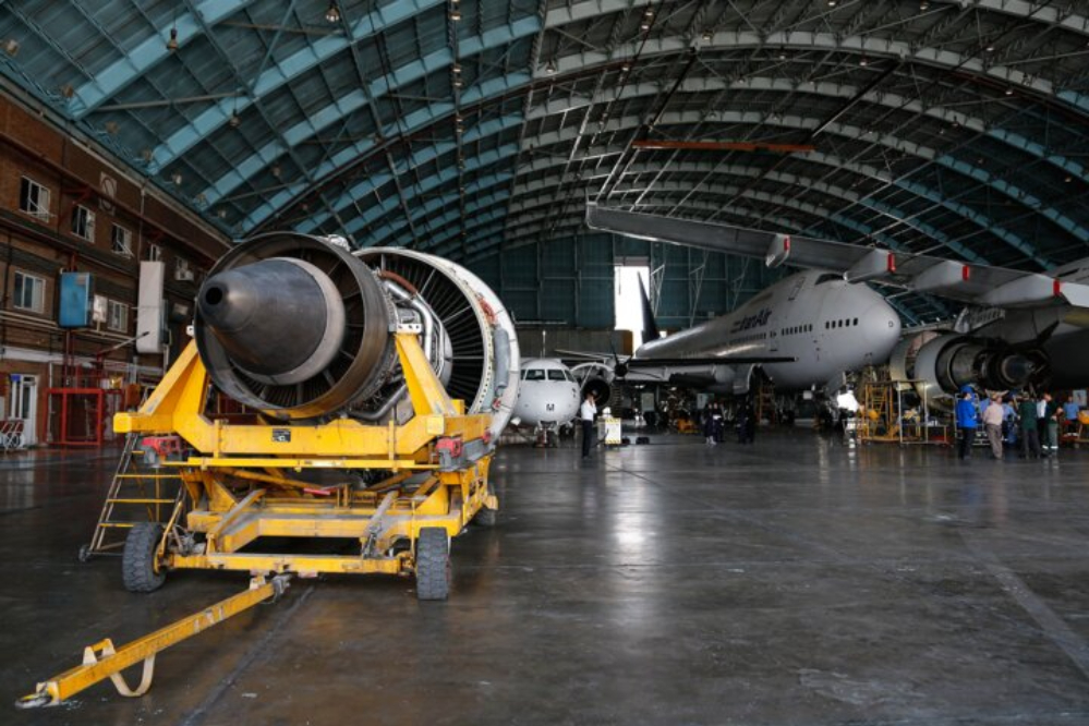 صناعة الطيران الإيرانية تصل إلى الاكتفاء الذاتي وهي جاهزة للتغلب على العقوبات