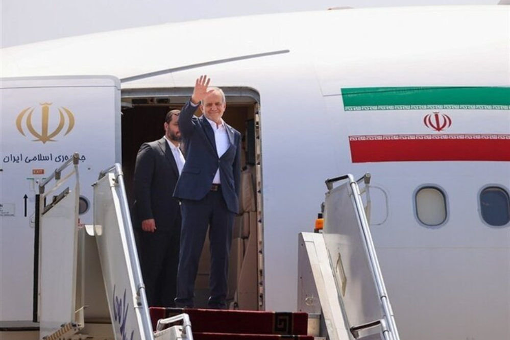 الرئيس الإيراني يتوجه إلى الصين الأحد