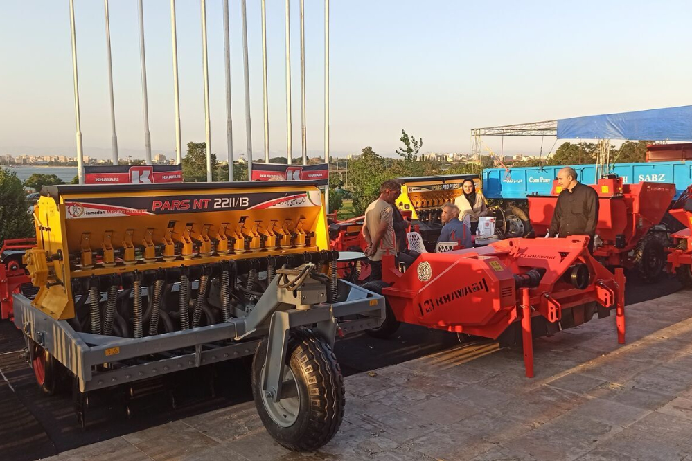 افتتاح المعرض الدولي السادس عشر للآلات الزراعية في أرومية
