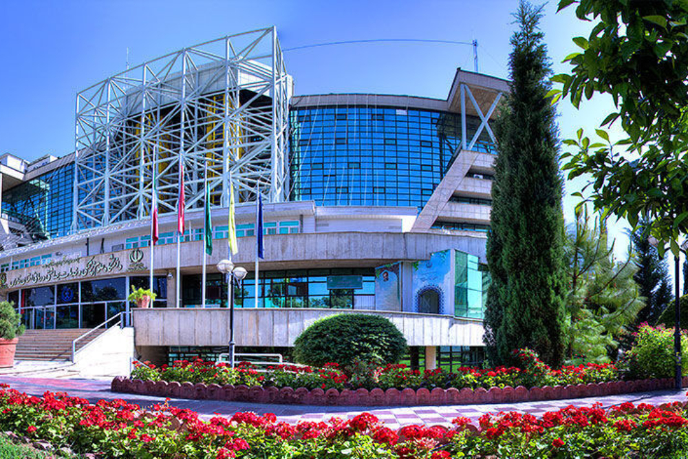 جهود لتحويل شيراز الى قطب للسياحة العلاجية بغرب اسيا