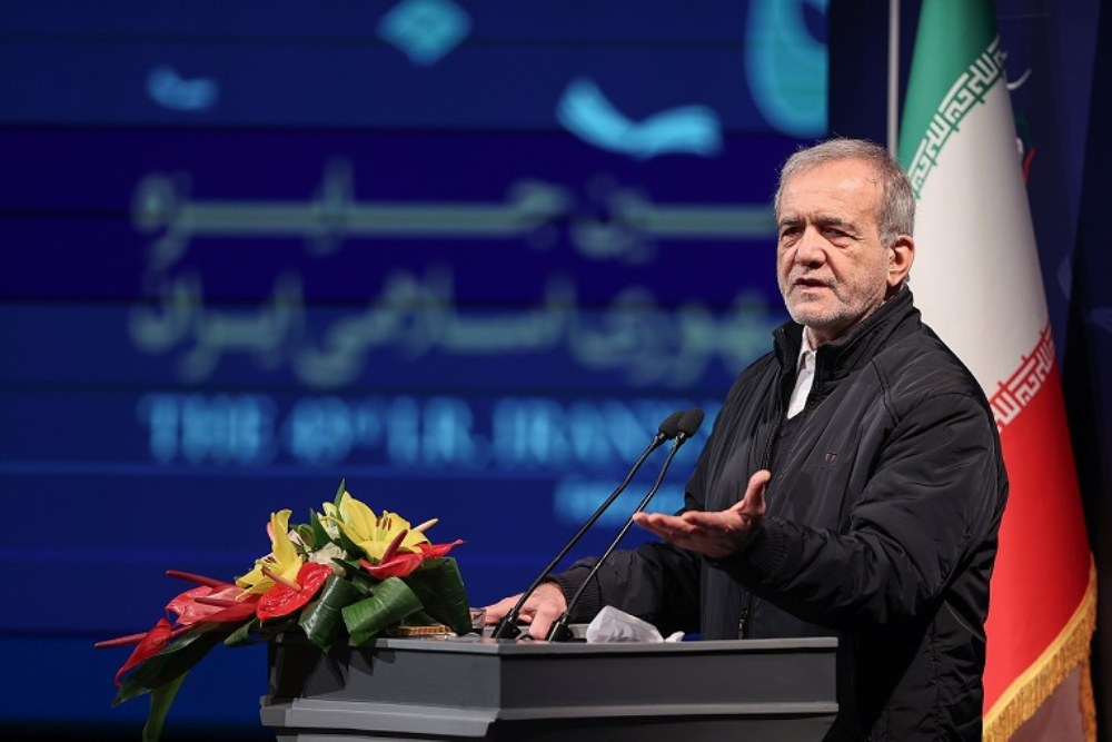 الرئيس بزشكيان يؤكد دور الإدارة المحلية في تحقيق العدالة وتحسين مؤشرات الرفاه العام