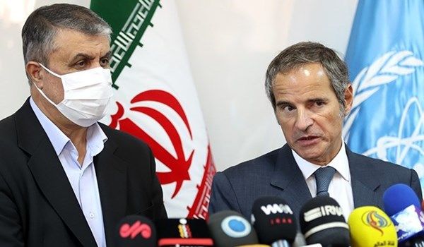 غروسي يؤكد من طهران على تطوير التعاون بين ايران والوكالة الدولية