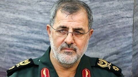 قائد القوة البرية لحرس الثورة: لن نقبل بتواجد الإرهابيين قرب حدود نا