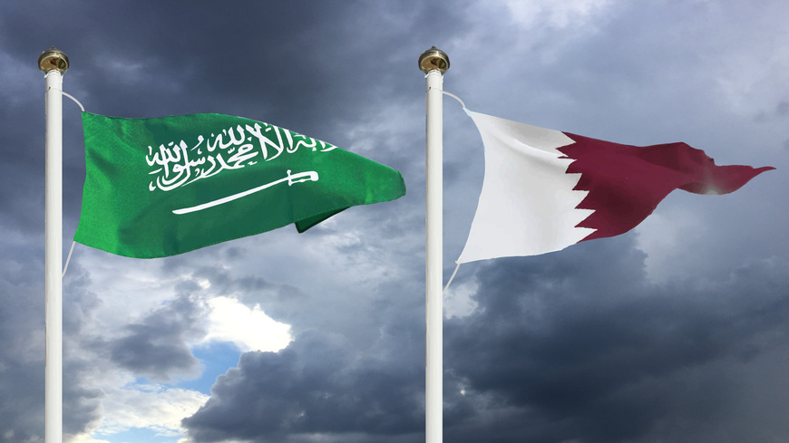 السعودية تضيّق الخناق على قطر بقطع الطريق البري الوحيد معها