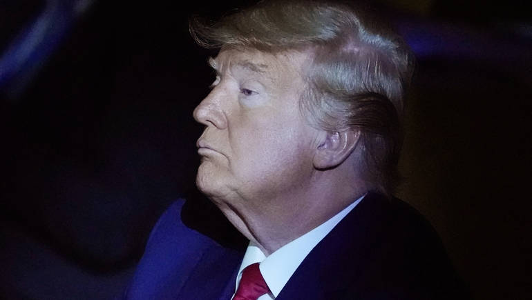 واشنطن بوست: حلفاء ترامب في أوكرانيا قلة فاسدة