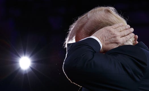 تحذير لترامب.. ماذا تقول الاستطلاعات في تكساس وويسكونسن؟