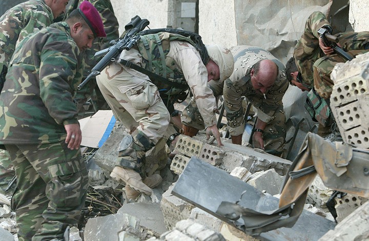 سقوط 17 صاروخا على مقرّ تتواجد بداخله قوات اميركية شمال العراق