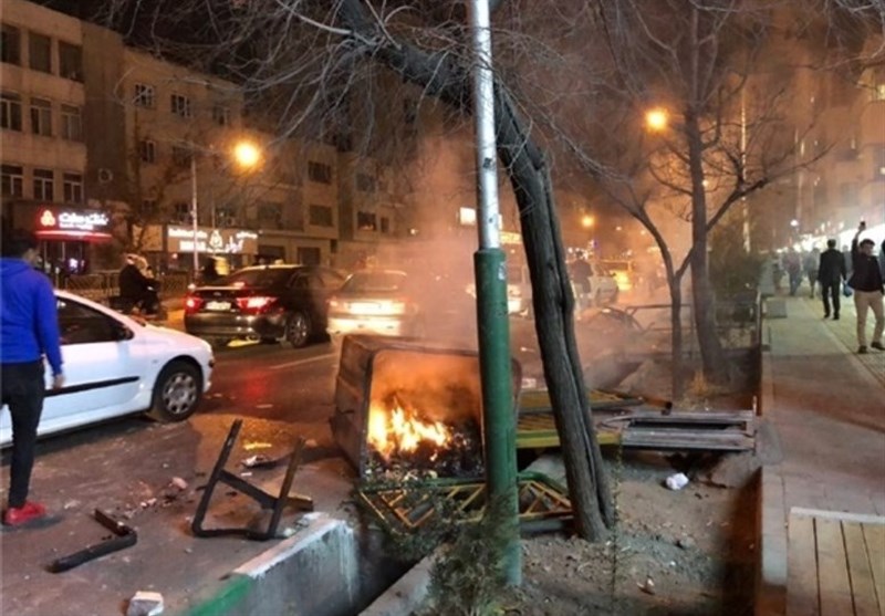 أعمال الشغب الأخيرة في ايران؛ \"حرب الأحزاب\" تحت مسمى \"حق التظاهر\"