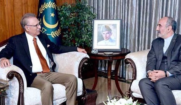 الرئيس الباكستاني يشيد بمواقف قائد الثورة بدعم جهاد مسلمي كشمير