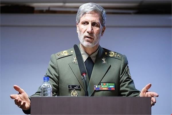 وزير الدفاع الايراني: نجحنا في قطع التبعية للمعدات والاسلحة الاجنبية