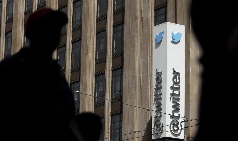 الرياض تتجسس على \"تويتر\".. FBI تكشف عن جاسوسين للسعودية (صورة)