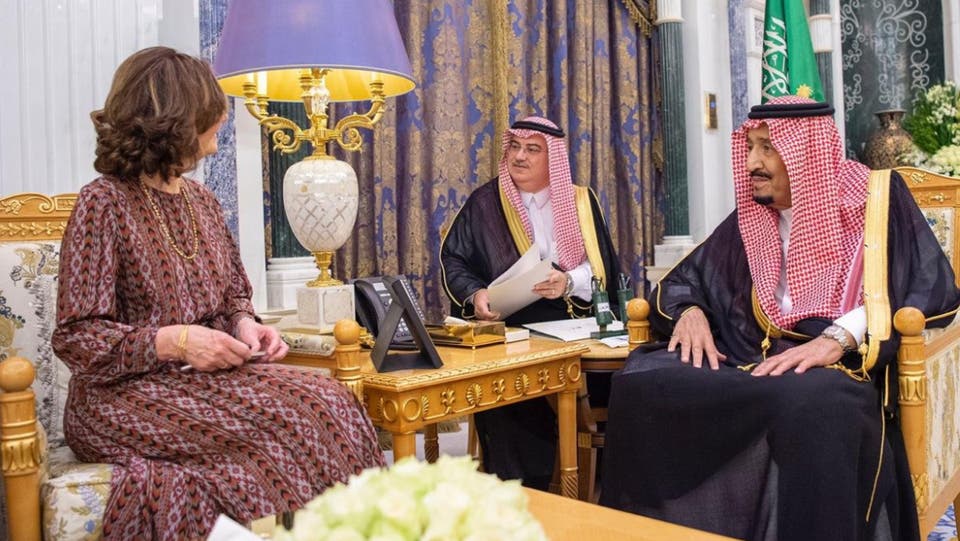الملك السعودي يلتقي مديرة الـ CIA.. بعد اتهام المخابرات الاميركية لابنه بقتل خاشقجي