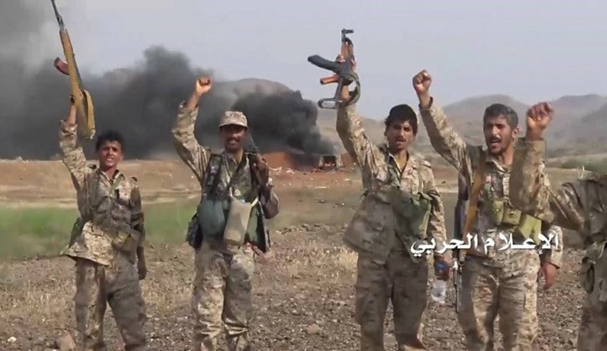 القوات اليمنية تتصدى لمحاولة تسلل للعدوان في الحديدة.. والسعودية تشيد قاعدة عسكرية