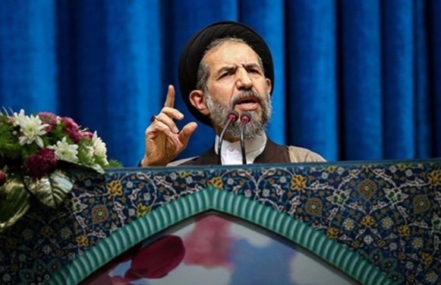 امام جمعة طهران: الصمود في مواجهة نظام الهيمنة يعني مواجهة اطماعه
