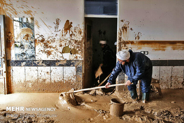 تعمیر منازل سیل‌زدگان خوزستانی تا پایان شهریور به اتمام می‌رسد