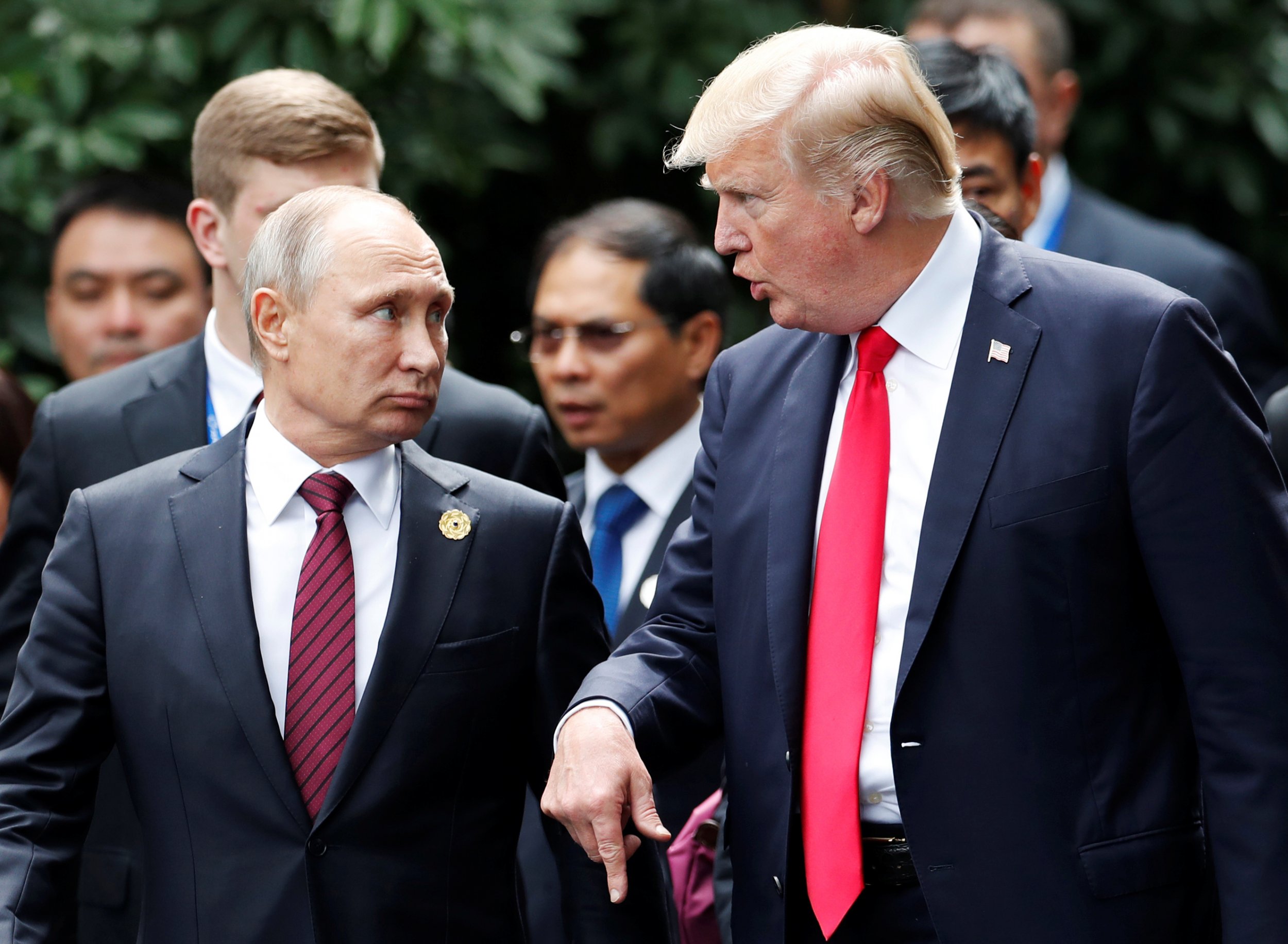 مجادله ترامپ و مکرون بر سر بازگشت روسیه به گروه هفت