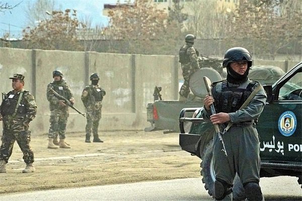 کشته شدن ?? نظامی افغان در تیراندازی یک عامل نفوذی