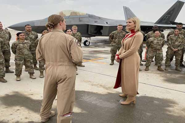 بازدید ایوانکا ترامپ از پایگاه نظامیان آمریکایی در قطر