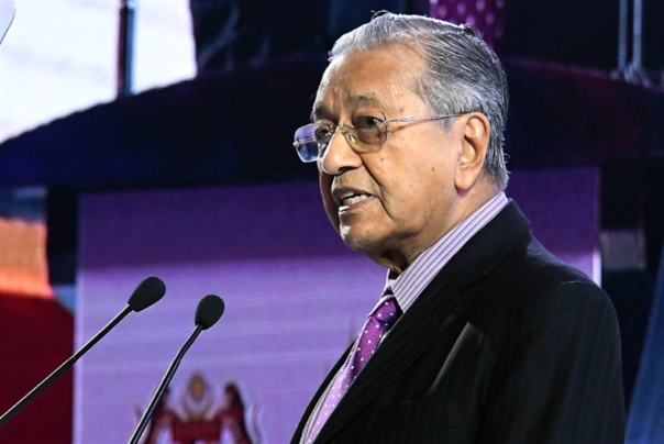 مهاتير محمد في إشارة للرياض: نحن لم نقصِ أحدًا.. هذه القمة بداية مصغرة