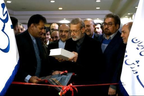 لاريجاني: الإيرانيون لديهم القدرة لتحويل المصاعب إلى فرص