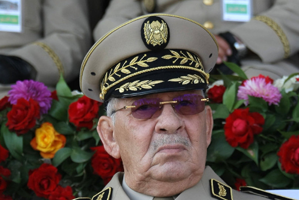 بعد وفاة أحمد قايد صالح رئيس أركان الجيش الجزائري.. هذه هي سيرته
