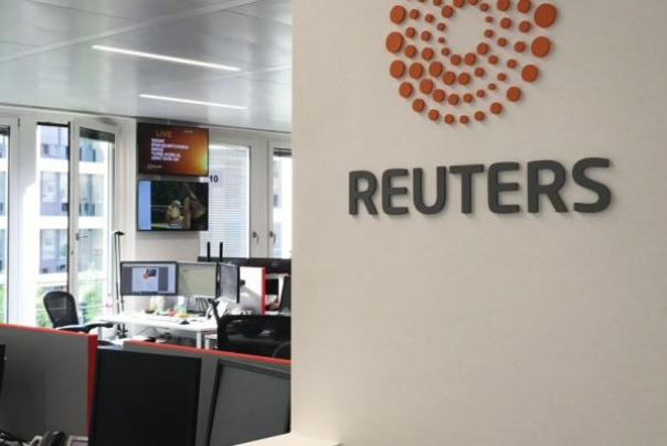 لماذا تهاجم رويترز القيادة الإيرانية بشكل متكرر؟