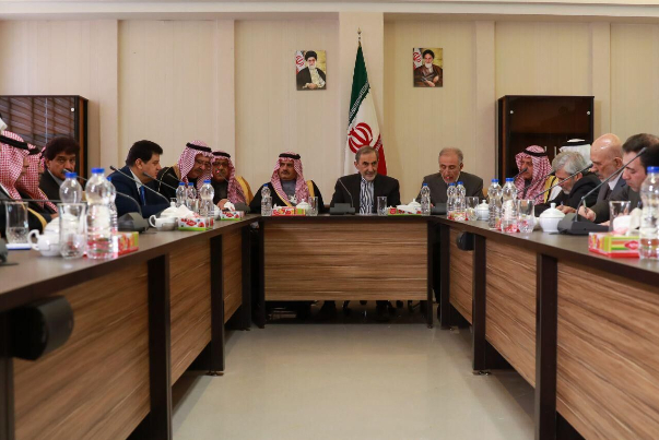 ولايتي لوفد سوري: ايران تعارض التدخل الاجنبي في المنطقة