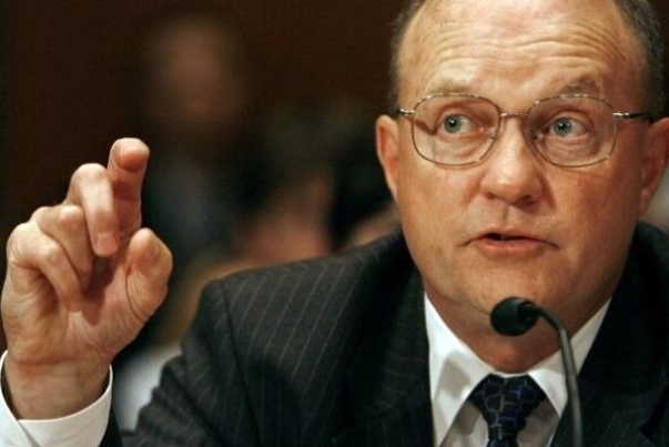 مسؤول سابق بالخارجية الأمريكية: واشنطن انتهكت السيادة العراقية