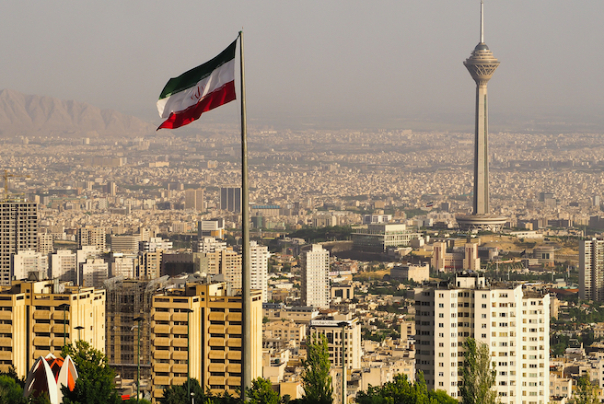 هل تحمل ايران في ذمتها ديونا خارجية.. وماهي أكثر الدول غرقاً بالديون؟