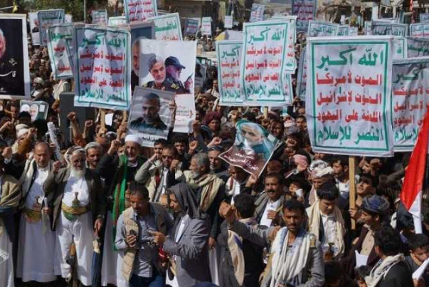 مسيرة حاشدة في صنعاء تكريما للشهيدين سليماني والمهندس (فيديو)