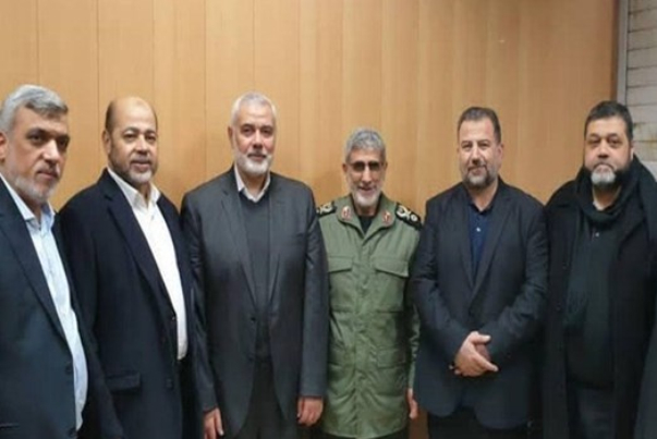 وفد من حماس يلتقي قائد فيلق القدس قاآني
