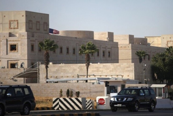 السفارة الأمريكية في الأردن تحذر موظفيها ورعاياها