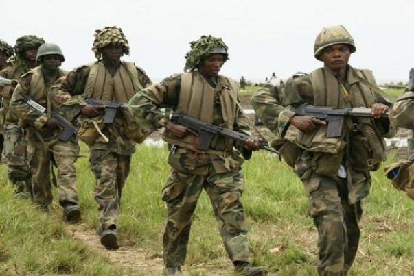 مقتل 20 جنديا بهجوم لداعش في شمال شرق نيجيريا