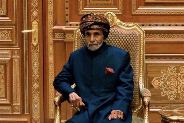 ديوان البلاط العماني ينعى وفاة السلطان قابوس