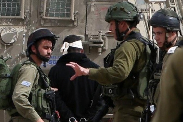 قوات الاحتلال تعتقل 13 فلسطينيا من غزة والضفة والقدس