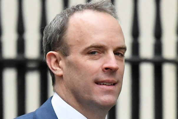 بريطانيا تنتهز فرصة خاوية على غرار امريكا.. وتلوّح بحظر جديد ضد ايران