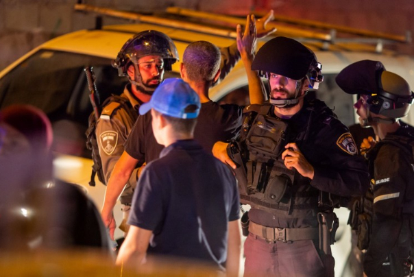 الاحتلال يشنّ عدوان على غزة.. ويعتقل 7 فلسطينيين في الضفة والقدس