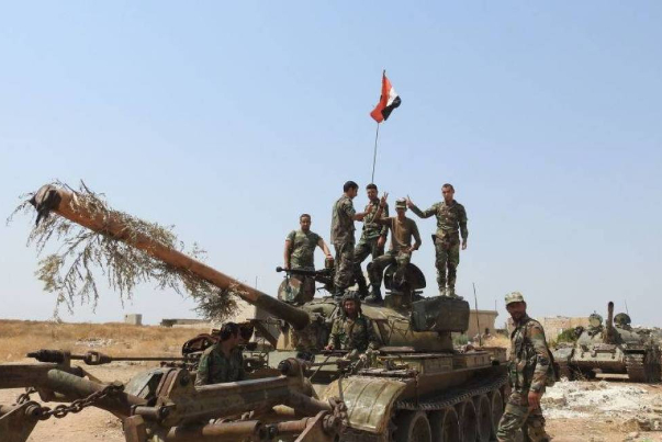 الجيش السوري يقترب من معرة النعمان.. ويبعث رسالة للارهابيين بحلب وادلب