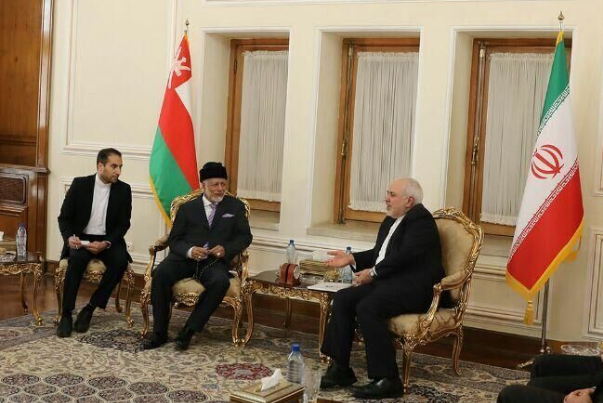 ايران وعمان تؤكدان على مواصلة التعاون لضمان الامن الملاحي للجميع