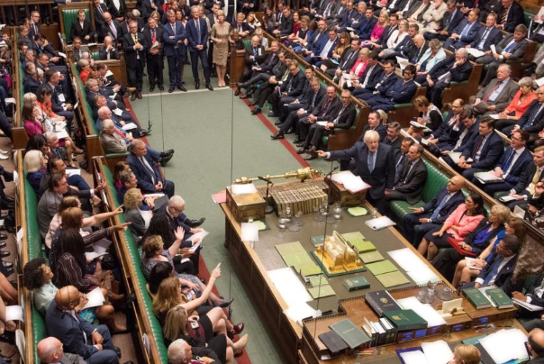 133 نائبا بريطانيا يوقعون على عريضة ترفض "صفقة القرن"