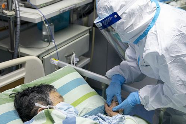 كورونا يحصد المزيد من الارواح في الصين..  362 وفاة وآلاف المصابين