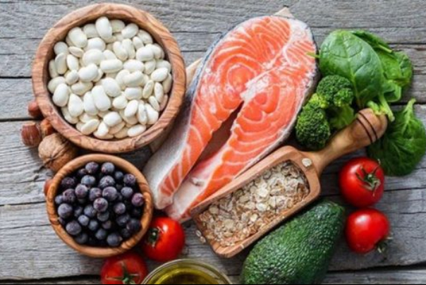 لتحافظ على صحتك العامة.. 10 أطعمة عليك أن تأكلها