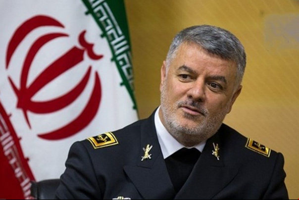 قائد بحرية الجيش الايراني: اغتيال الشهيد سليماني سرّع بطرد امريكا من المنطقة