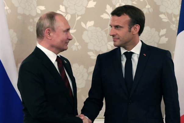 بمعزل عن أمريكا وبمشاركة روسيا.. محاولة فرنسية لرسم استراتيجية دفاع أوروبية جديدة
