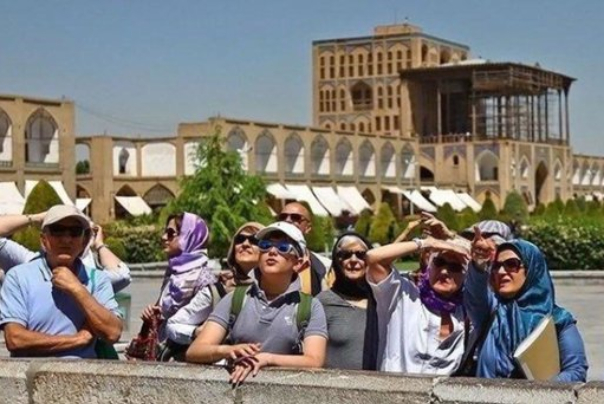 عوائد ايران من السياحية 11,7 مليون دولار في عشرة أشهر