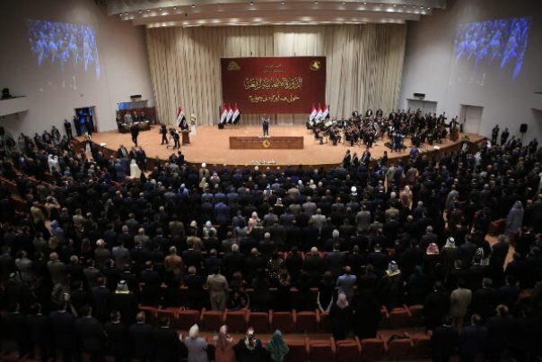 جلسه ویژه پارلمان عراق درباره کابینه به چهارشنبه موکول شد