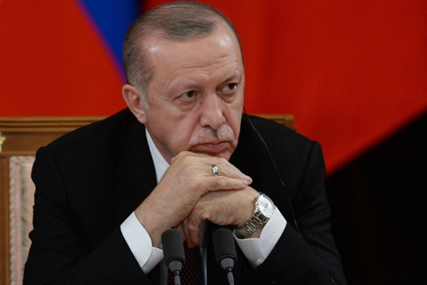 دعوات أوروبية أمريكية للردّ على ابتزاز أردوغان للاتحاد الأوروبي بورقة اللاجئين.. وطرد المهاجرين الأتراك