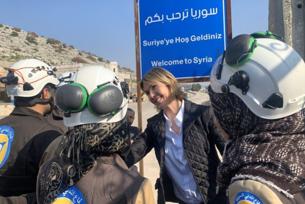 دمشق تستنكر تسلل مسؤولين امريكيين الى ادلب.. ما هو دورهم بدعم الارهابيين؟