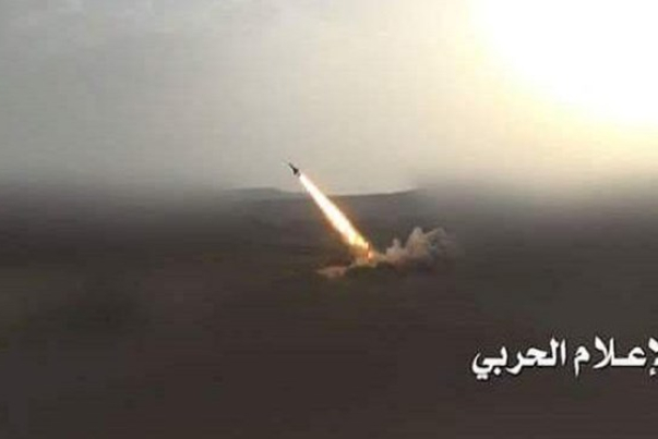 ارتش یمن مواضع نیروهای منصور هادی را در مأرب با موشک هدف قرار داد