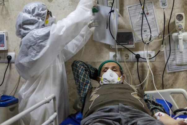 تواصل ارتفاع عدد المصابين بكورونا في ايران على وقع الحظر الامريكي